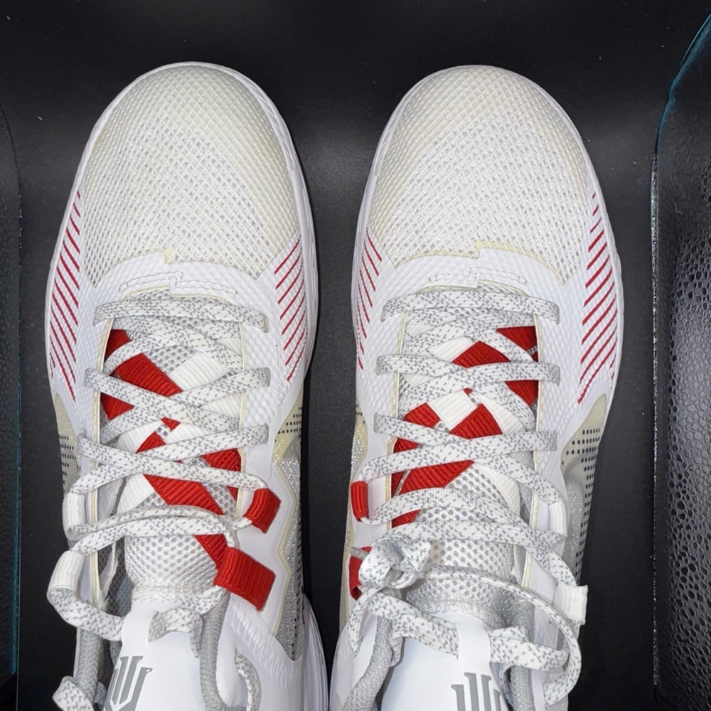 Nike White and Red Sneakers - Picture 13 of 13